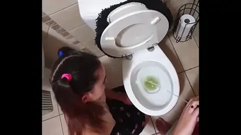 Daughter pissing
